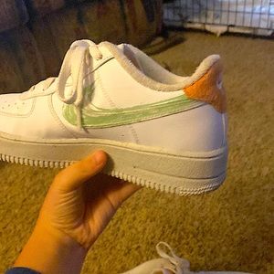 Selling Nike Air Force Ones, good condition I got the wrong size no creases,$80